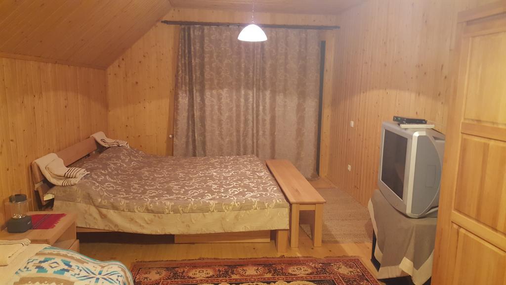 Guest House In Carpathians 미고보 외부 사진