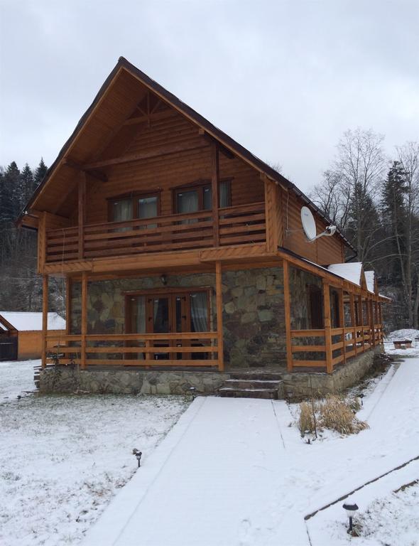 Guest House In Carpathians 미고보 객실 사진