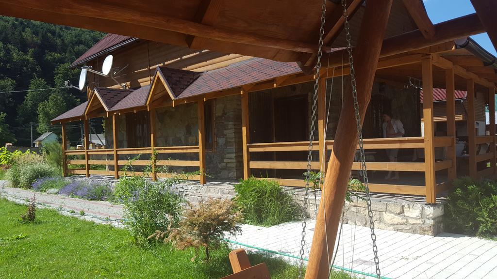Guest House In Carpathians 미고보 외부 사진